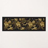 Gold on black tropical flowers and leaves pattern yogamatte (Vorderseite (Horizontal))
