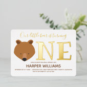 Gold One Animal Bear Erster Geburtstag Folieneinladung (Stehend vorne)