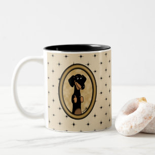Gold Oval Dackel Cartoon Portrait (schwarz & tan) Zweifarbige Tasse