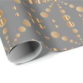 Gold Polka Dots Muster Mit Monogramm Grau Weihnach Geschenkpapier (Rolleneckpunkt)