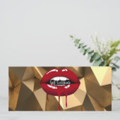 Gold Red Drilling Lips Makeup Geschenkgutschein Einladung (Stehend Vorderseite)