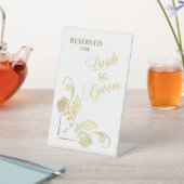 Gold Rose Border Bridge and Groom Reserviert Sockelschild (In SItu)