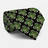 Gold Saint Patrick Kleeblatt Jewel mit Perlen Krawatte (Gerollt)