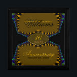 Gold Satin Lace Hochzeitstag Geschenkboxen<br><div class="desc">Einzigartige und stilvolle Fraktal-Spitze in dunklem Gold und blau/grün - Exquisite und elegante Brauchtum, Jubiläum oder Verlobung. Persönlich mit Namen, Jubiläumsdaten und anderen wichtigen Details gestalten - in einer wunderschönen hölzernen Geschenkboxen, um Ihre besonderen Seepsakes behalten. Schenken Sie sich ein wunderbares Geschenk - füllen Sie die Schachtel mit Erinnerungen, Fotos....</div>