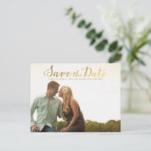 Gold Save the Date Typografie-Ankündigung Ankündigungspostkarte (Stehend Vorderseite)