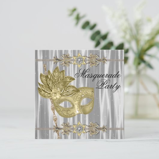 Gold Schwarz-weiß Masquerade Party Einladung (Stehend Vorderseite)