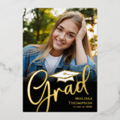 Gold Script Abschluss Foto Template Classic Folieneinladung (Vorderseite)