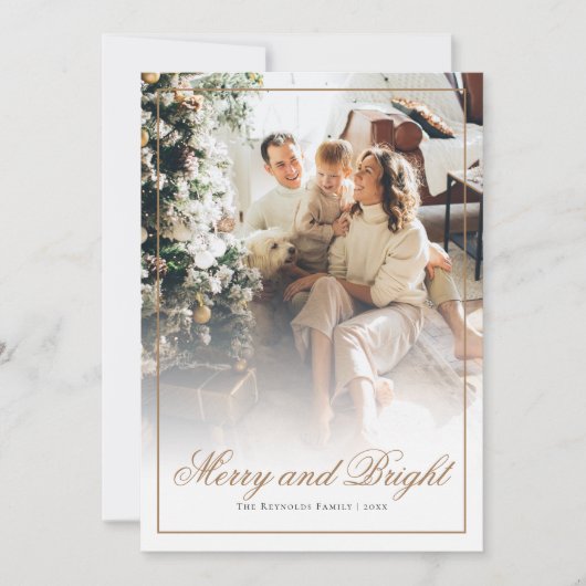 Gold Script Merry und Bright Christmas Foto Feiertagskarte (Vorderseite)