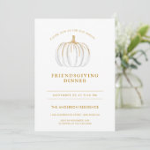 Gold Script Pumpkin Erntedank Friendsgiving Einladung (Stehend Vorderseite)