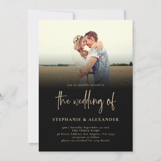 Gold Script QR Code Black Foto Overlay Hochzeit Einladung (Vorderseite)