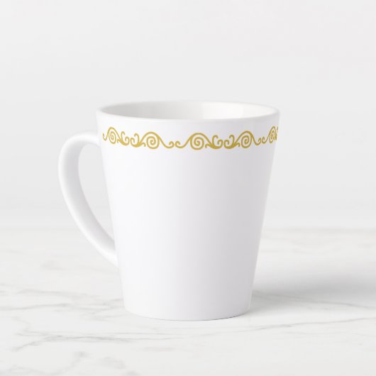 Gold Scrollwork Latte Tasse (Linke Ecke)
