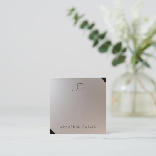 Gold Silver Monogram Modern Template Luxus Quadratische Visitenkarte (Stehend Vorderseite)