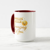 Gold “Smiles Look Amazing On You” Combo Mug Tasse (Vorderseite Links)