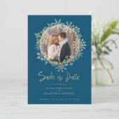 Gold Snowflakes Wedding Engagement Round Photo (Stehend Vorderseite)
