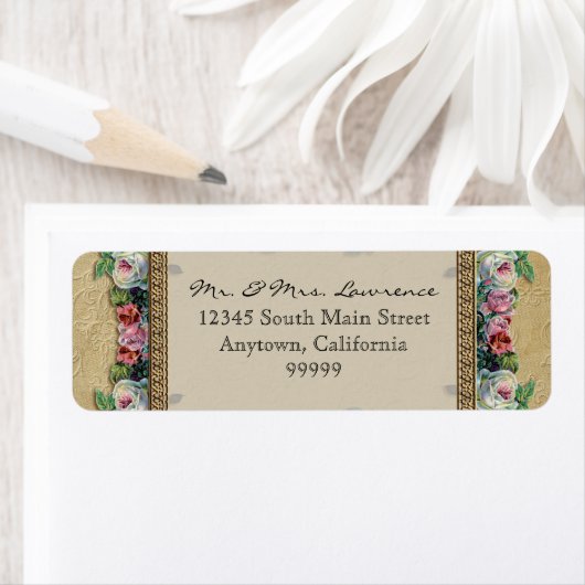 Gold & Spitzen Classic formale Elegante Hochzeitad (Insitu)