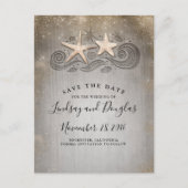 Gold Starfish Couple Beach Tropical Save the Date Ankündigungspostkarte (Vorderseite)