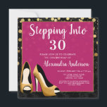 Gold Stepping in 30 Birthday Party Einladung<br><div class="desc">Treten Sie in 30 Hot Pink und Gold Foil Confetti und Schuhe 30. Geburtstag Party Einladung. Diese moderne und elegante Geburtstagsfeier lädt zu einem Spaziergang in die Geburtstagsfeier von 30 Jahren ein. Die Einladung beinhaltet Goldschuhe, goldene Folienkonfetti, schwarzen Damast-Hintergrund und weiße Schriftzeichen. Bitte kontaktieren Sie den Designer, um passende Artikel...</div>