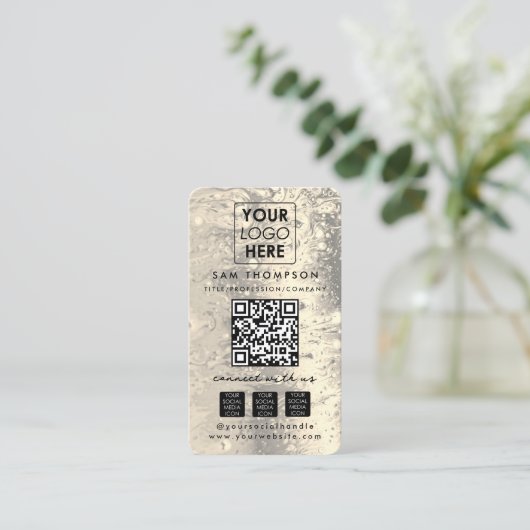 Gold Stone Connect with Us Social Media QR Code Visitenkarte (Stehend Vorderseite)