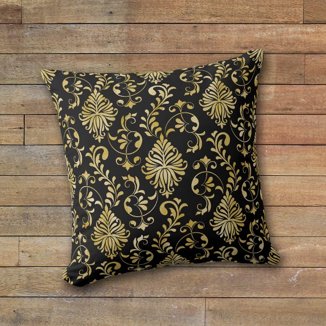 Gold Swirl Damask Muster auf schwarz Kissen (Von Creator hochgeladen)