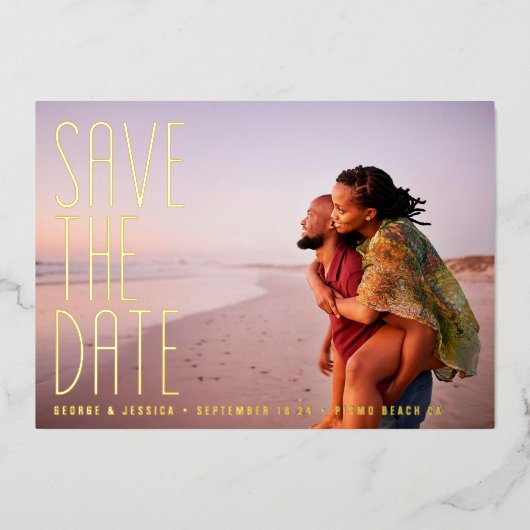 Gold Text bearbeitbar Zwei Multi-Foto SAVE THE DAT Folieneinladung (Vorderseite)