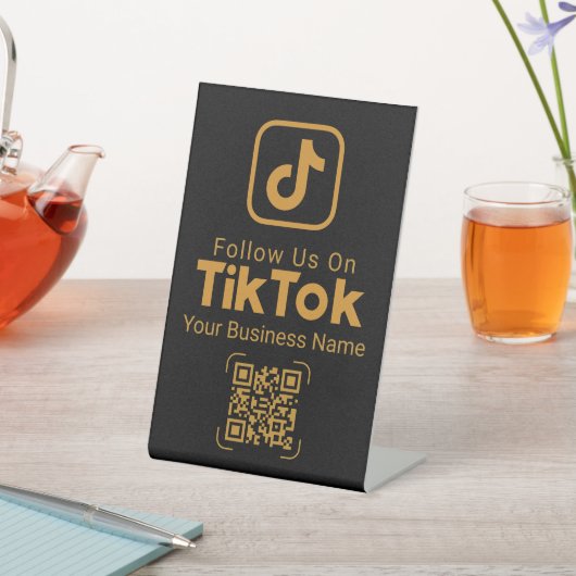 Gold TikTok Follow Us QR Code Business Name Sockelschild (In SItu)