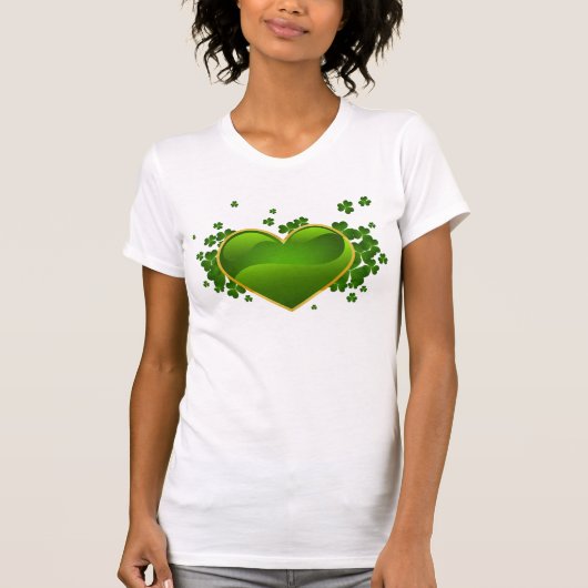 Gold-Trimmed Green Heart with Shamrocks T-Shirt (Vorderseite)