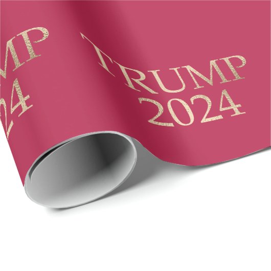 Gold Trump 2024 auf Red Geschenkpapier (Rolleneckpunkt)