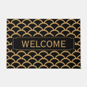 Gold und Black Art Deco Fish Scale Muster Willkomm Fußmatte (Vorderseite)