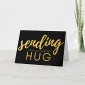 Gold und Black Social Distance Hug Karte (Vorderseite)