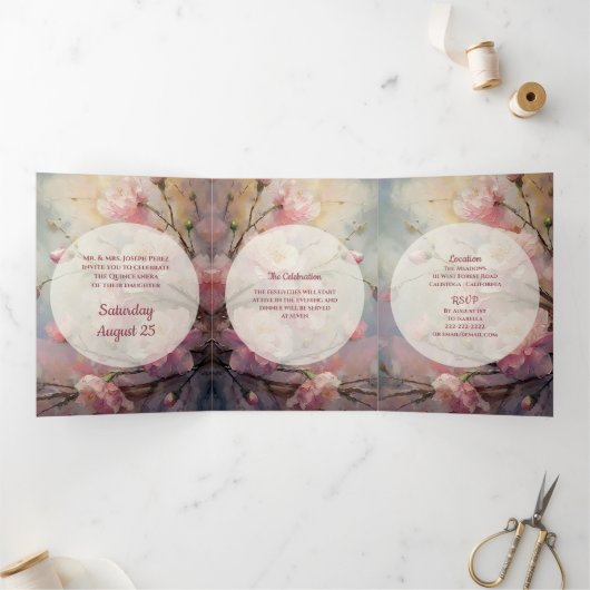 Gold und Blume Quinceanera Dreifach Gefaltete Einladung (Innenseite)