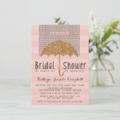 Gold und Blush Umbrella & Hearts Brautparty Einladung (Stehend Vorderseite)