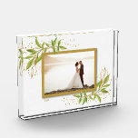 Gold und Grüne Aquarellfolien Fotoblock<br><div class="desc">Dieses charmante Foto-Hotel besticht durch sein beliebtes Foto, umgeben von grünen und goldenen Blätter. Ändern Sie das Datum auf das aktuelle Jahr oder Sie können es löschen oder weitere Informationen hinzufügen. Gut als Geschenk oder um Ihr Lieblings-Foto in Ihrer eigenen Zuhause zu zeigen. *VERTIKALES Layout für Sie in unserem Shop....</div>
