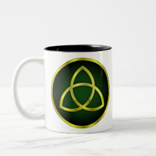 Gold und grüne Triquetra Zweifarbige Tasse