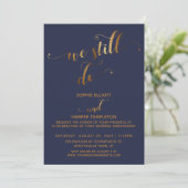 Gold und Navy Wir machen noch Typografie-Jubiläum Einladung (Stehend Vorderseite)