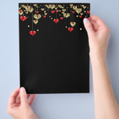 Gold und rote Herzen auf schwarzem Hintergrund Flyer (Hand)
