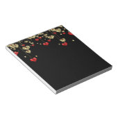 Gold und rote Herzen auf schwarzem Hintergrund Notizblock (angewinkelt)