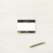 Gold und schwarzer Marmor Post-it Klebezettel (Auf Schreibtisch)