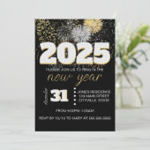 Gold und Silber Fireworks Silvester Party Einladung (Stehend Vorderseite)
