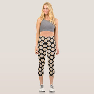 Gold- und Silber-Yin-Yang auf schwarzem Hintergrun Capri Leggings