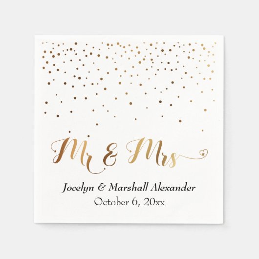 Gold und White Mr. & Mrs. Heart Script Confetti Serviette (Vorderseite)
