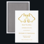 Gold Wedding Save the Date Magnet Bells Ribbon<br><div class="desc">Minimalistische Hochzeit speichern Sie das Datums-Magnet Glocken Design. Passen Sie diese goldfarbene Hochzeit an,  speichern Sie den Datums-Magneten mit Ihren Hochzeitsdetails. Wenn Sie Hilfe bei der Anpassung benötigen,  kontaktieren Sie uns über den Link auf dieser Seite. Goldglocken Design personalisierte Hochzeit speichern das Datum Magnet</div>
