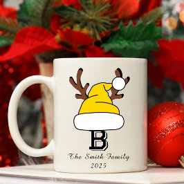 Gold Weihnachtsmannmütze Monogram Family Christmas Kaffeetasse