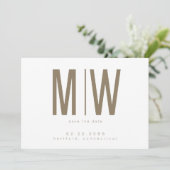 Gold & Weiß Lg. Monogram Wedding Save the Date (Stehend Vorderseite)