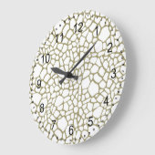Gold White Giraffe Print Große Wanduhr (Winkel)
