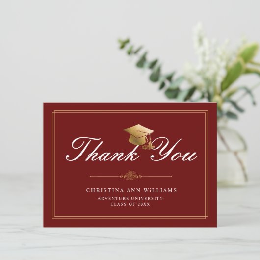 Gold WhiteScript Grad Cap Red Graduation Dankeskarte (Stehend Vorderseite)