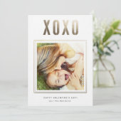 Gold XOXO Imitate Folie Valentinstag Fotokarte Feiertagskarte (Stehend Vorderseite)