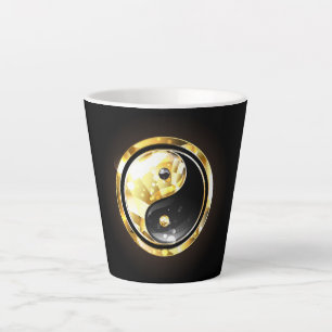 Gold Yin Yang auf schwarz Milchtasse