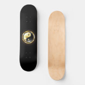 Gold Yin Yang auf schwarz Skateboard (Vorderseite)