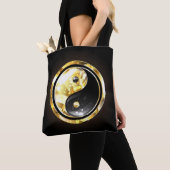 Gold Yin Yang auf schwarz Tasche (Von Nahem)
