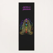 Gold Yoga Girl mit farbenfroher Chakra Energie Yogamatte (Rückseite)